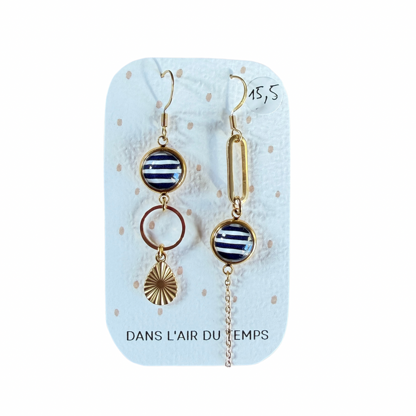 Boucles d’oreilles cabochon Dans l’air du temps