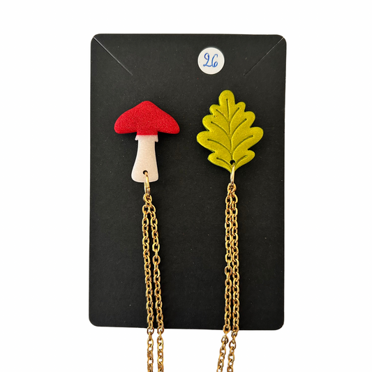 Pin’s de col champignon Mamie Grabuge